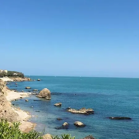 Casa Elegante In Riva Al Mare, -ch- *
